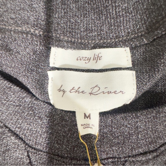 2 Piece Set | Cozy Life by the River Gray Loungewear Set Women’s Size M - Picture 3 of 5